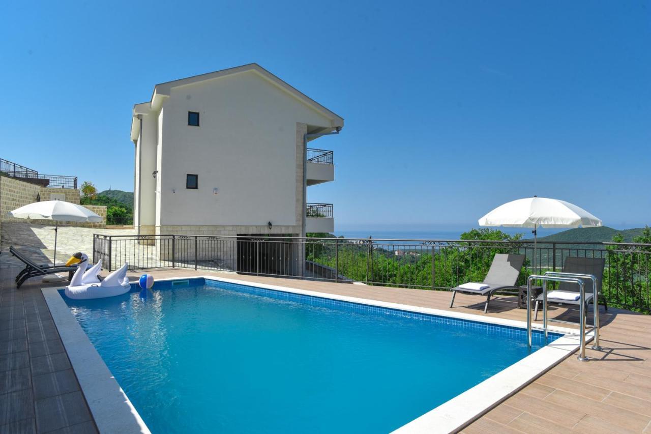 Villa Andrea 1 *